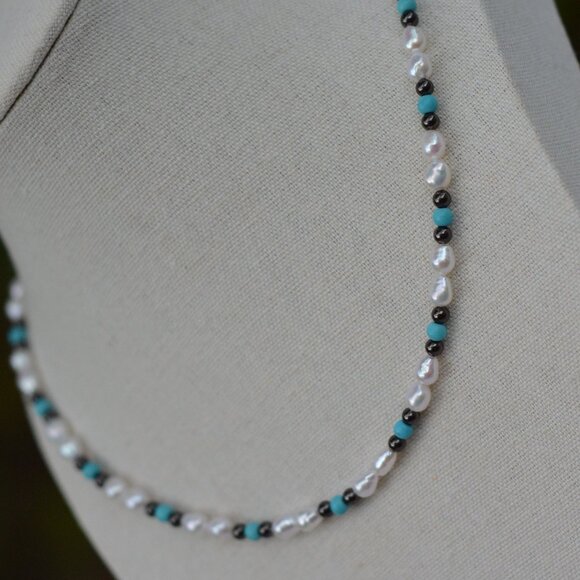 Unisex Turquoise & Freshwater Pearl Necklace with Hematite – 19" Gunmetal Lobste - Picture 5 of 5